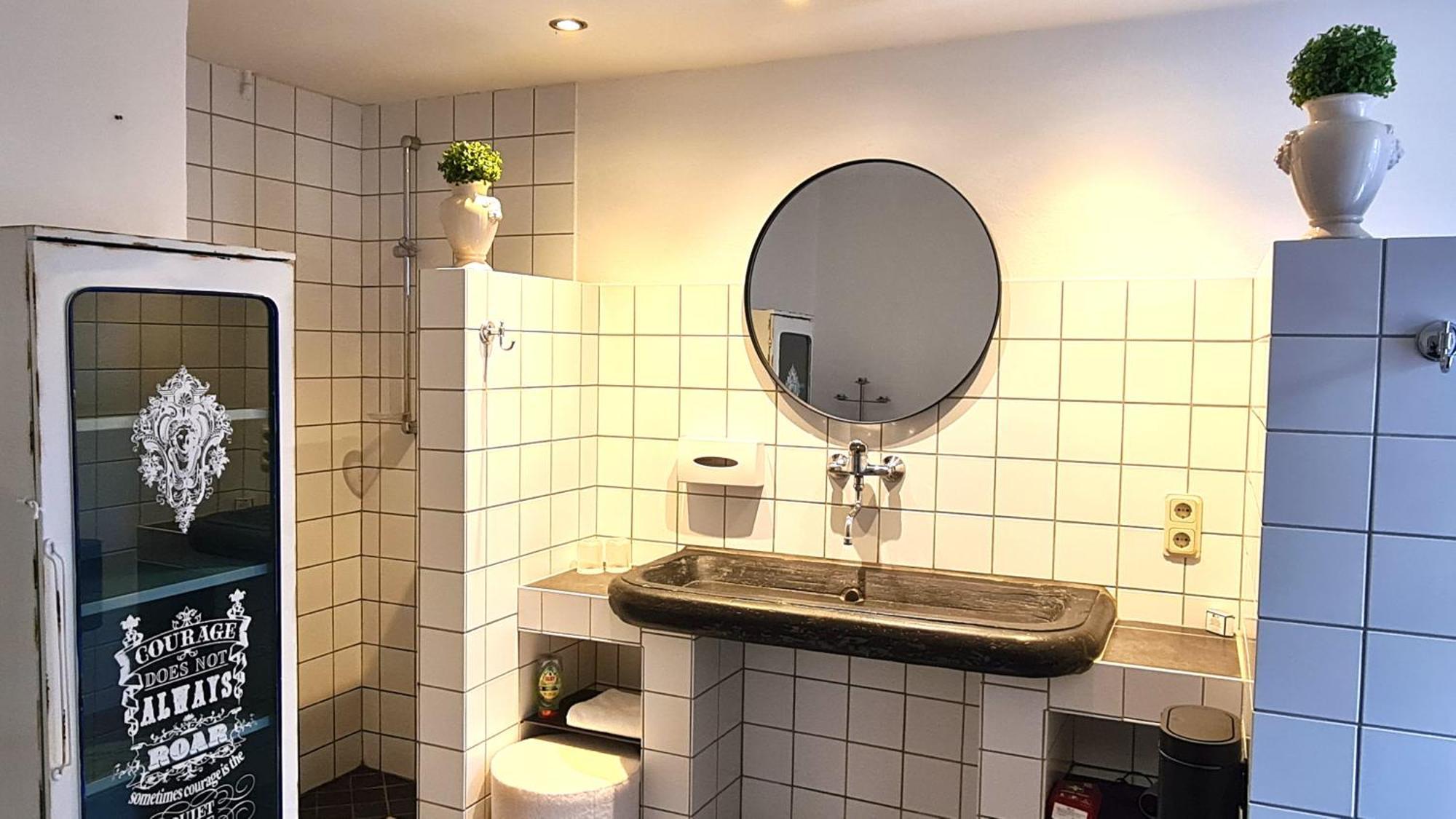 Mosel-Side Apartment ไรล์ ภายนอก รูปภาพ